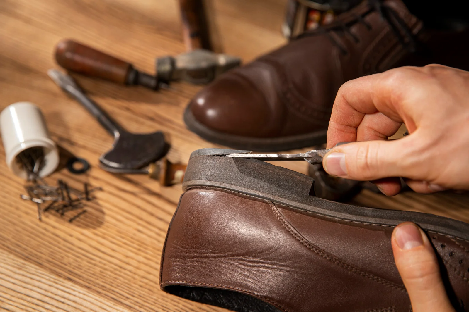 Outils utilisés pour la réparation de chaussures